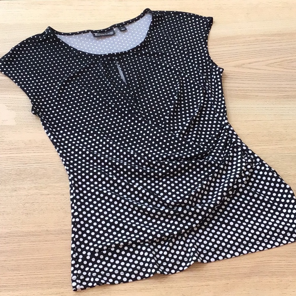 Cute polka dot top